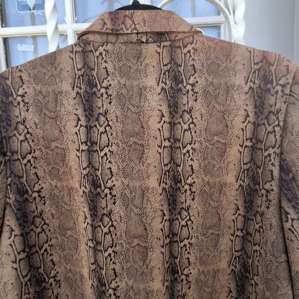 Premise Snakeskin Print Faux Leather Brown Open-Front Blazer Women Size Medium - Picture 7 of 16